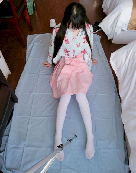 美女裸体大黄_HD日韩免费观看