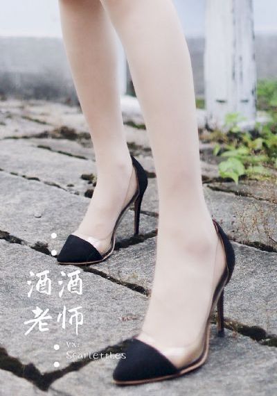 日本亚洲制服精品中文字幕_超清超清免费观看