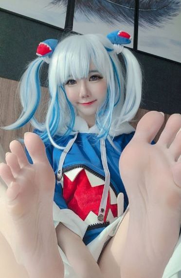 男生正在撒尿的照片_4K高清视频播放