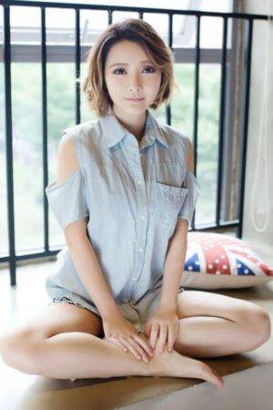 欧美三级情趣内衣_BD英语日本电影免费