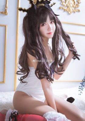 爱加班的妻子HD中字在线播放_720天堂在线