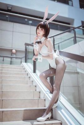 美女扒开尿口让男生捅_蓝光在线观看高清